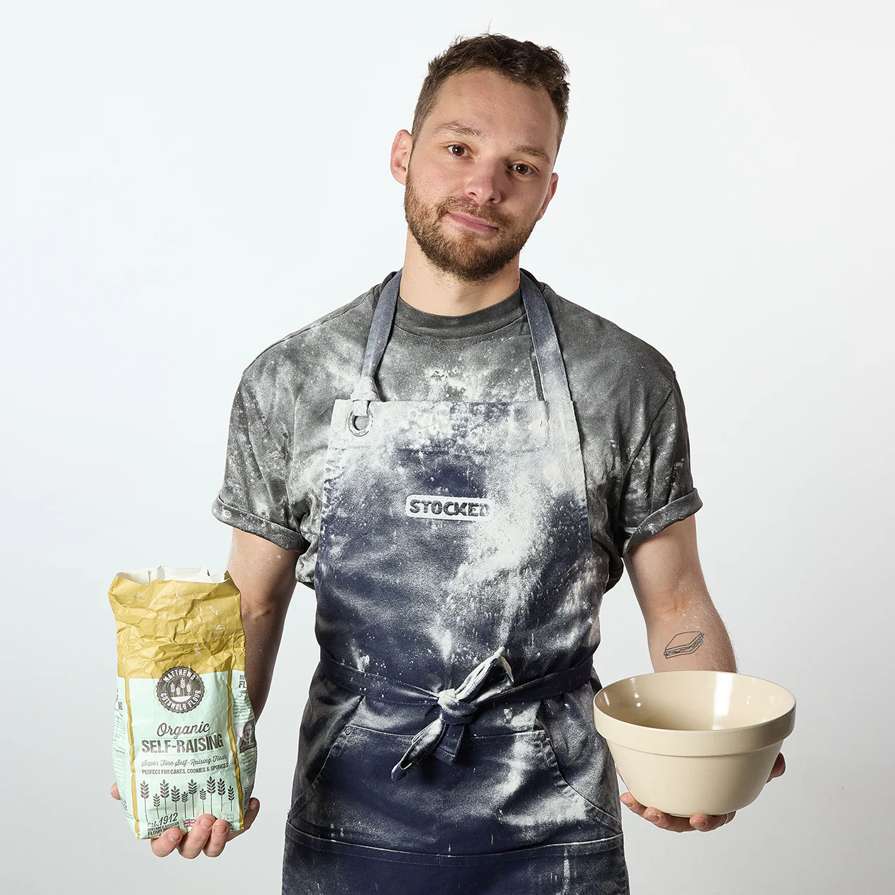 STOCKED Navy Apron - Image 4
